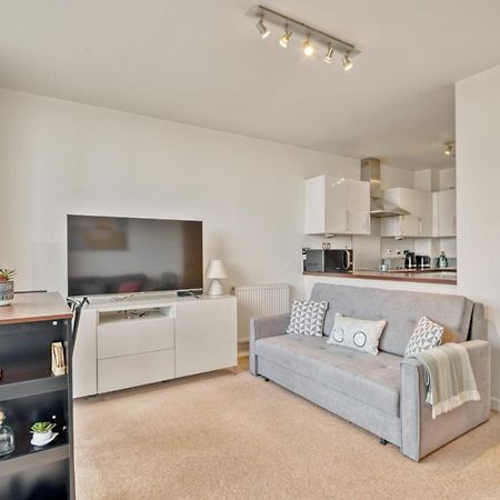 Delightful Apartment Wandsworth Лондон Экстерьер фото
