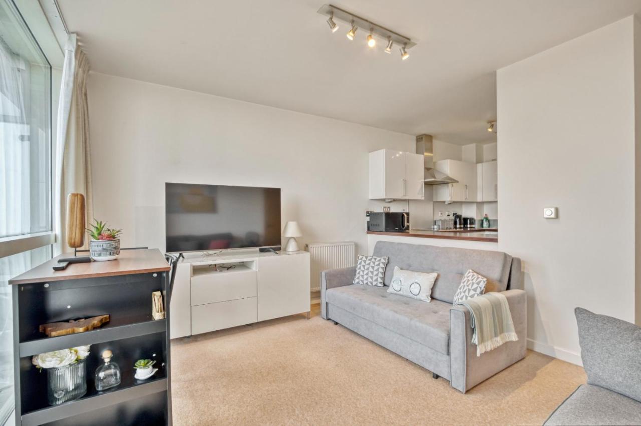 Delightful Apartment Wandsworth Лондон Экстерьер фото